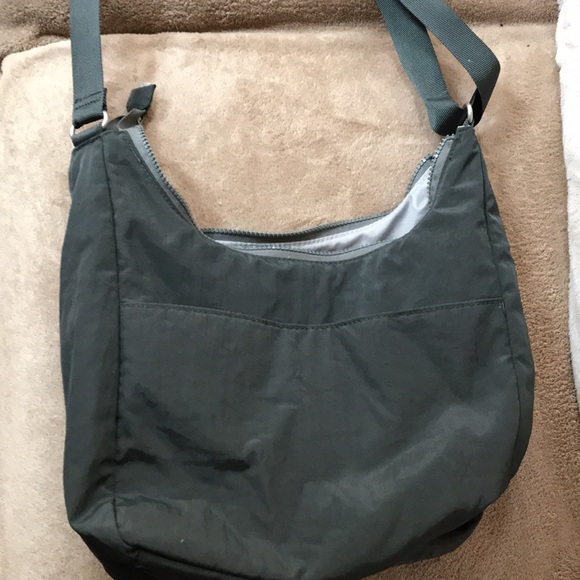 Baggalini grey adjustable strap handbag - Picture 5 of 5